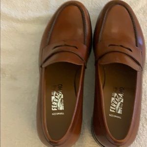 Men’s ferragamo loafers